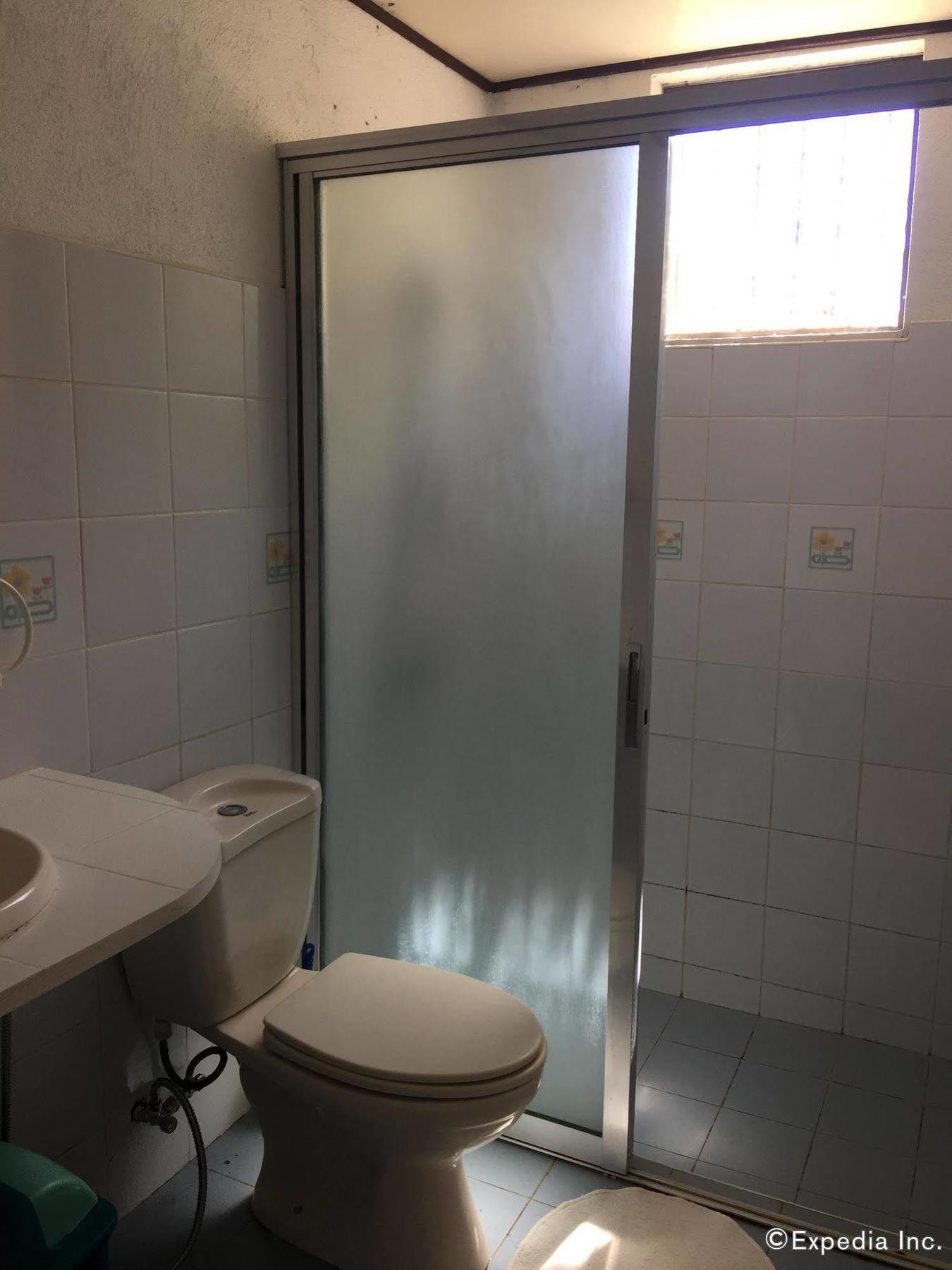 Reddoorz Premium @ Flower Beach Anda Анда Екстериор снимка